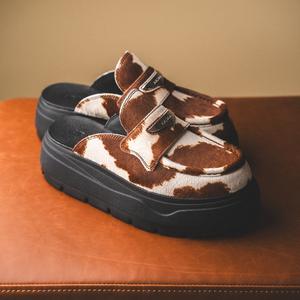 WMNS Air Jordan Mule SE (black / metallic  silver / baroque brown)