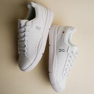 THE ROGER Advantage M (white)