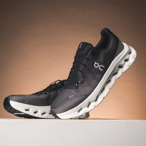 Cloudtilt M (black / asphalt)