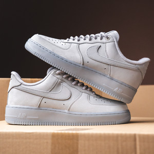 Air Force 1 07 WB (wolf grey / black)