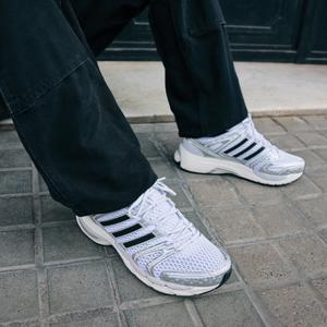 Adistar Control 5 (silver metallic / grey one / core black)