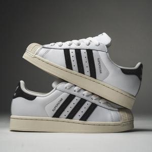 Superstar II W (white / black)