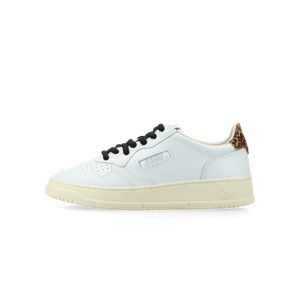 Autry Medalist Low W (lea / polace white / leo)