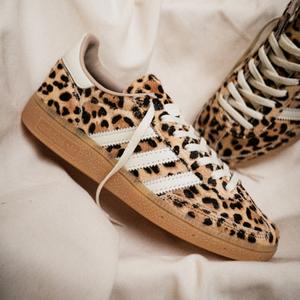 Handball Spezial W Leopard Magic