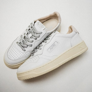 Medalist Low W (leat / swoll white / silver)