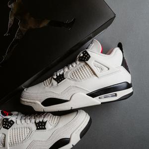 Air Jordan 4 Retro OG Flight Club (sail / black / university red)