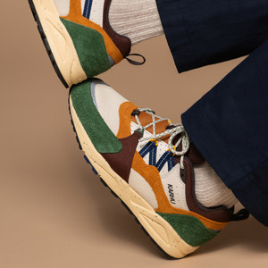 Fusion 2.0 (douglas fir / navy peony)