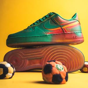Air Force 1 Low Retro Stadium Green (stadium green / bright crimson)