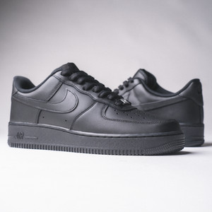 Air Force 1 07 (black / black)