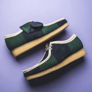 Wallabee (blue / green stripe)
