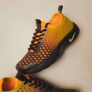 WMNS Rejuven8 OG SE (field brown / bright cactus)