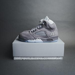 Air Jordan 5 Retro Wolf Grey