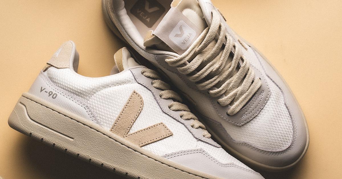 VEJA V-90 B-Mesh (white / pierre) | 43einhalb Sneaker Store