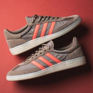 Handball Spezial (brown)