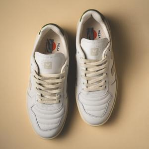 V-82 II Grained Leather (white / pierre / kiwi)