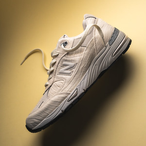 M991CR1 - Made in England Oyster Grey
