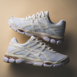 GEL-CUMULUS 16 (white / cream)