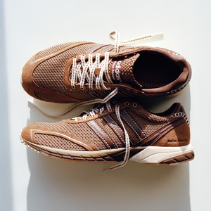 x Wales Bonner Adizero Adios ME (auburn / crew white / wonder quartz)