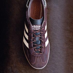 x Wales Bonner Gazelle Pony (wonder white / core black)