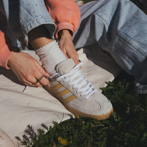 Handball Spezial W (alumina / orange tint / cloud white)