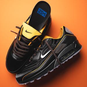 Air Max 90 SE (black / white / gold leaf / pear)