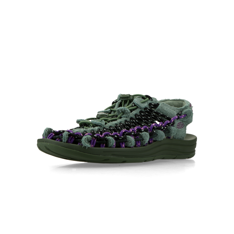 keen-1032222-uneek-lea-2.png