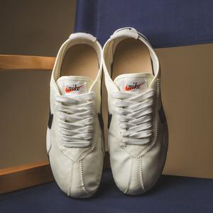 WMNS Moon Shoe (soft pearl / black / black)