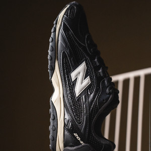 U204L5ED (black)