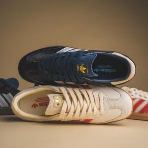 Samba OG W (night indigo / clear sky / tactile blue)