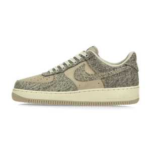 Nike Air Force 1 07 LV8 (desert khaki / desert khaki / lt khaki)