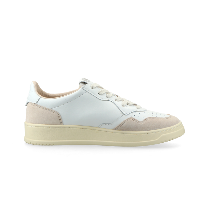 Autry Medalist Low W (weiß / beige) | 43einhalb Sneaker Store