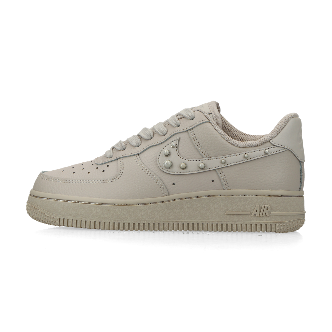 nike-iu7557-236-air-force-1-07