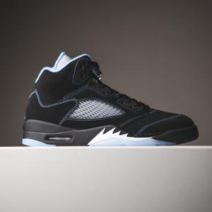 Air Jordan 5 Retro Black Carolina