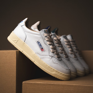 Medalist Low W (lea / lealogo wht / wht)
