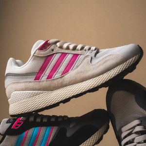 Oregon Ultra Tech (cloud white / semi lucid fuchsia / orchid fusion)