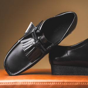 Wallabee (black)