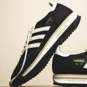 SL72 RS (core black / off white)