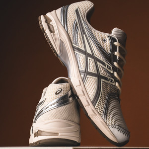 GEL-DS TRAINER 14 (cream / clay grey)