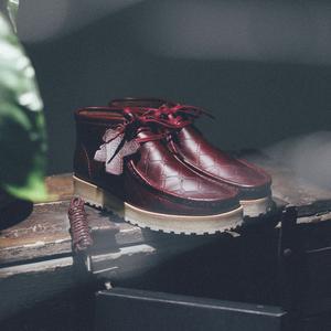 x STARCOW Wallabee The Cage