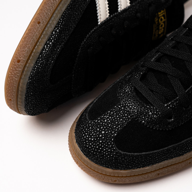 adidas - Handball Spezial W (core black / cloud white / gold metallic)