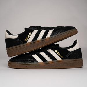 Handball Spezial W (core black / cloud white / gold metallic)