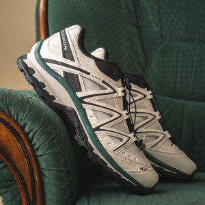 XT-QUEST (vanilla ice / black / bistro green)