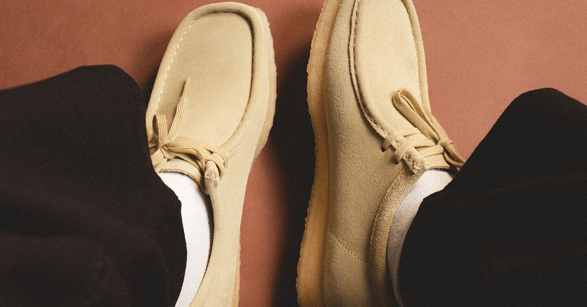 Clarks Originals Wallabee Maple Suede | 43einhalb Sneaker Store