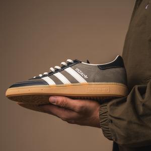 Handball Spezial (branch/crewht/cblack)