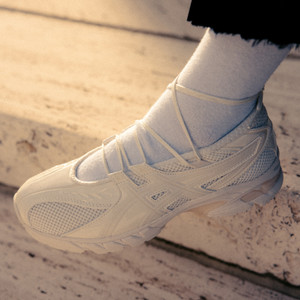 GEL-DS TRAINER SP (cream / vanilla)
