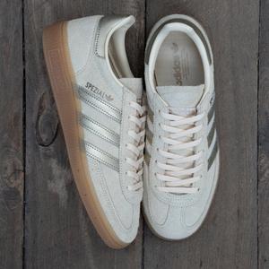Handball Spezial W (warm vanilla / thermal chrome)