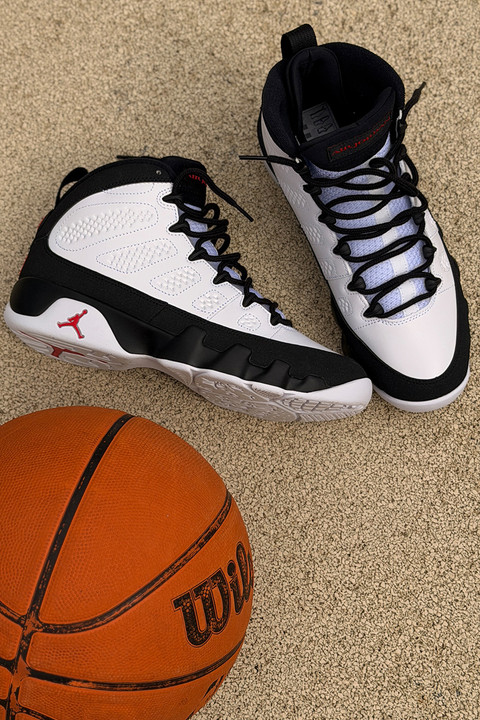 Nike Air Jordan 9 Retro Space Jam