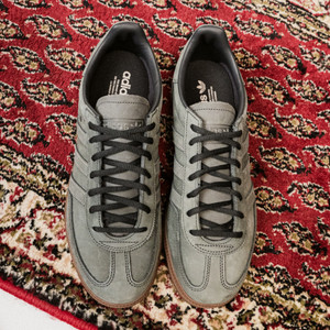 Handball Spezial (carbon / carbon)