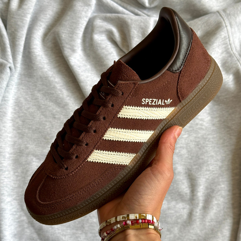 adidas - Handball Spezial W (auburn / off white)