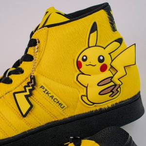x Pokémon Superstar II Mid Pikachu
